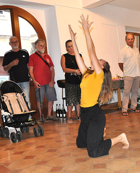 Razstava Galaksija v čajni žlički