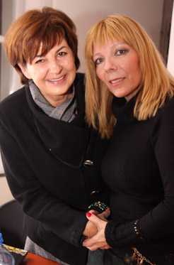 Nives Marvin z avtorico knjige